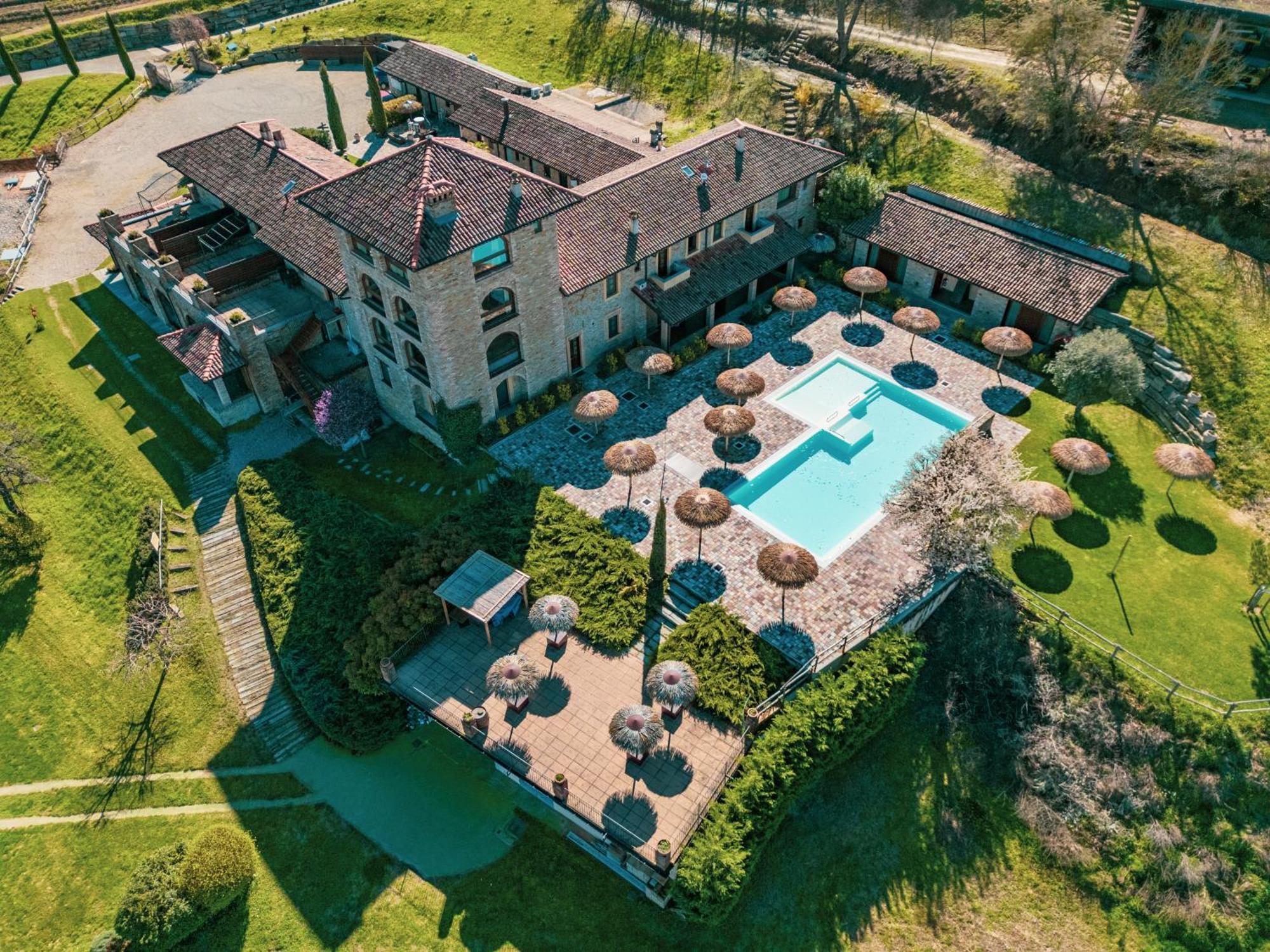 I Tre Poggi Dimora Di Charme Villa Canelli Exterior photo