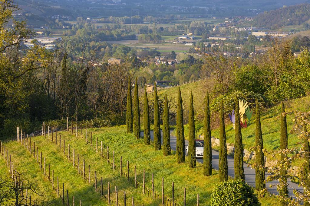 I Tre Poggi Dimora Di Charme Villa Canelli Exterior photo